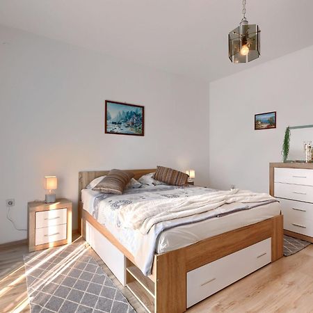 Apartment Ivanka By Interhome Porec Esterno foto